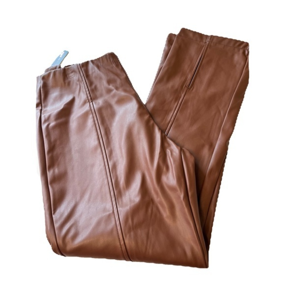 Super high rise women’s faux leather brown‎ pants. Size 15-17. XL. N10.